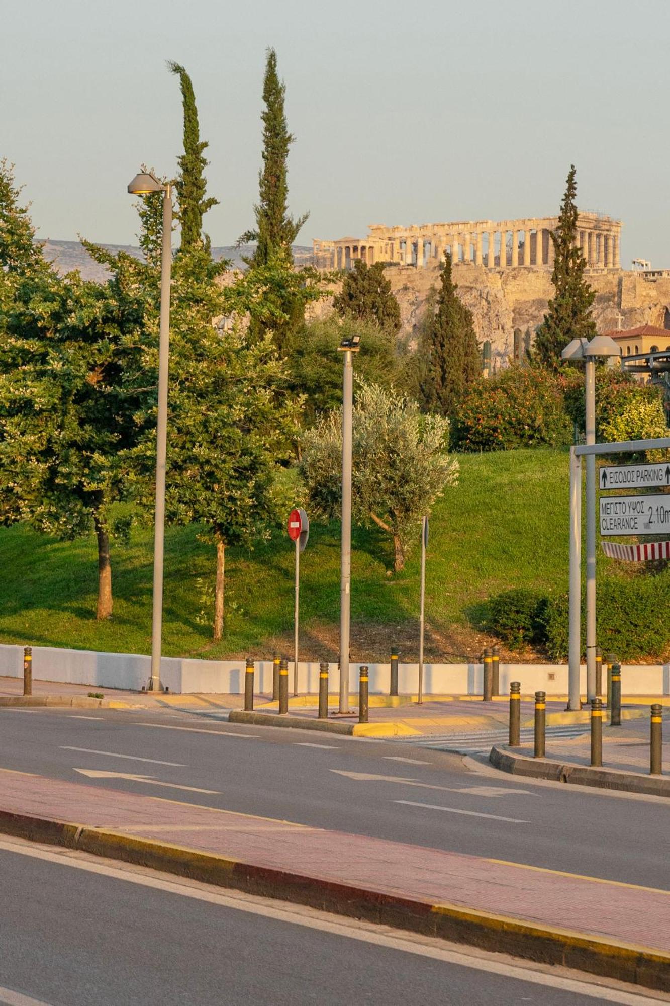 Acropolis View 2Br Apartment アテネ エクステリア 写真